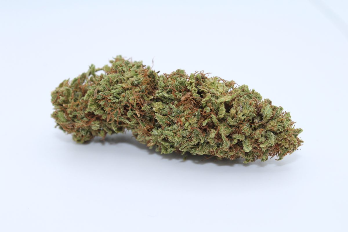 Limey Lifter Greenhouse Hybrid CBD Hemp Flower
